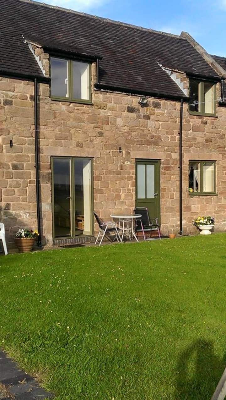 Bank End Holiday Cottage - Stoke-on-Trent