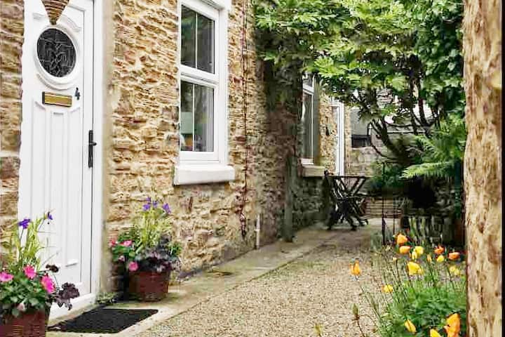 Cross Row Cottage:   A Real Home From Home - Bishop Auckland