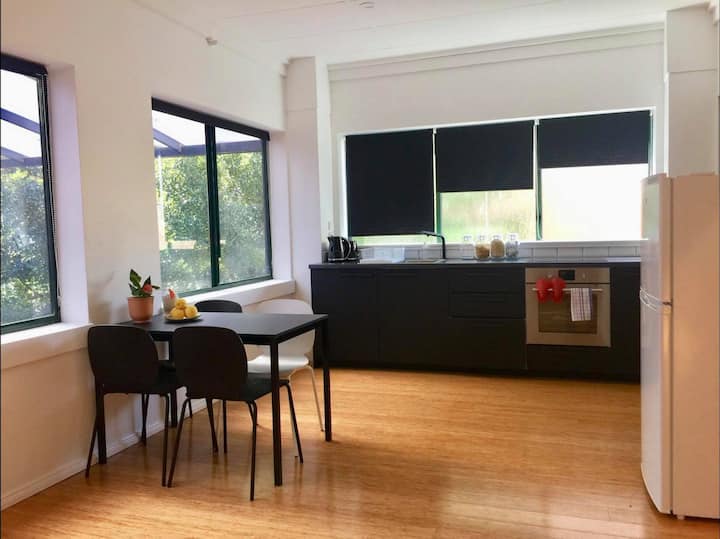 Modern Apt Only Minutes To Kings Park! - Stirling