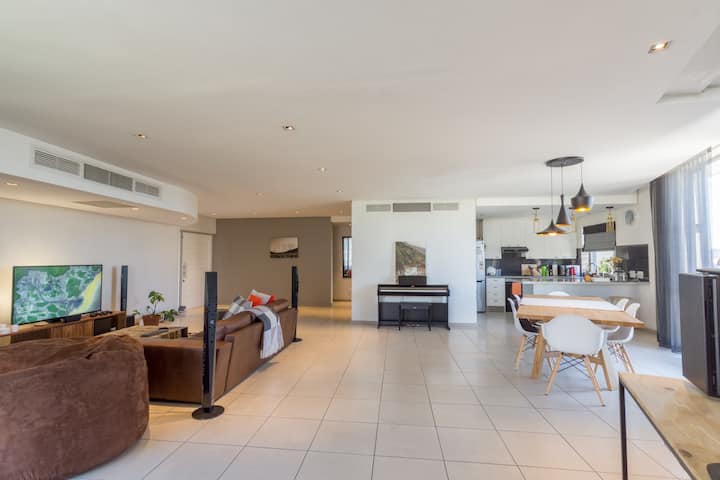 Luxury 2 Bed/bath Walking Dist To Cticc And V&a - Claremont