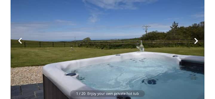 Countryside Retreat With Hot Tub Sleeps 6 - North Devon District