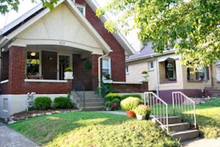 Lovely Home In The Heart Of Louisville! - Louisville, KY
