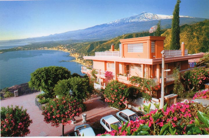 Residence Schuler - Apartamento 'B' Con Vistas Al Mar Y Al Monte Etna - Taormina