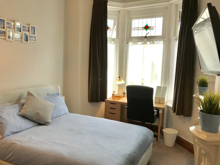 Rooms For Professionals, £145/wk, Sink & Tv Inc. - Ulverston