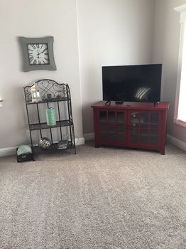 30 Iola, KS Vacation rentals & Airbnb cozycozy