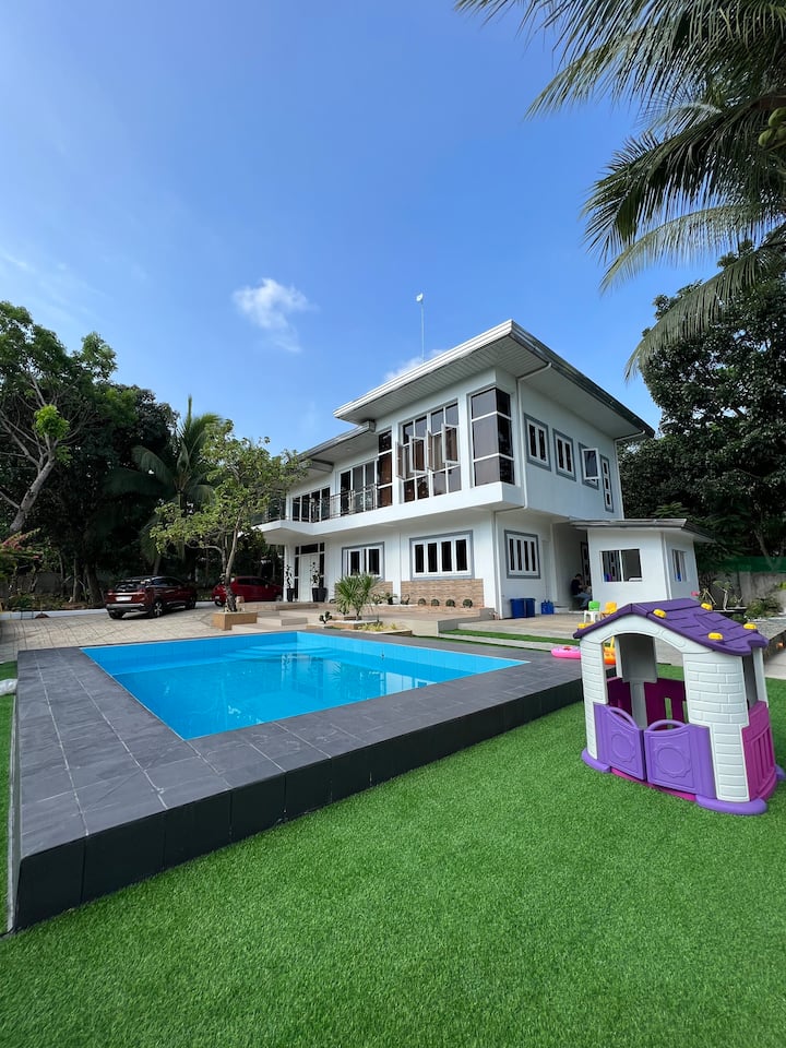 The Casablanca - Relaxing Private Villa With Pool - Orani