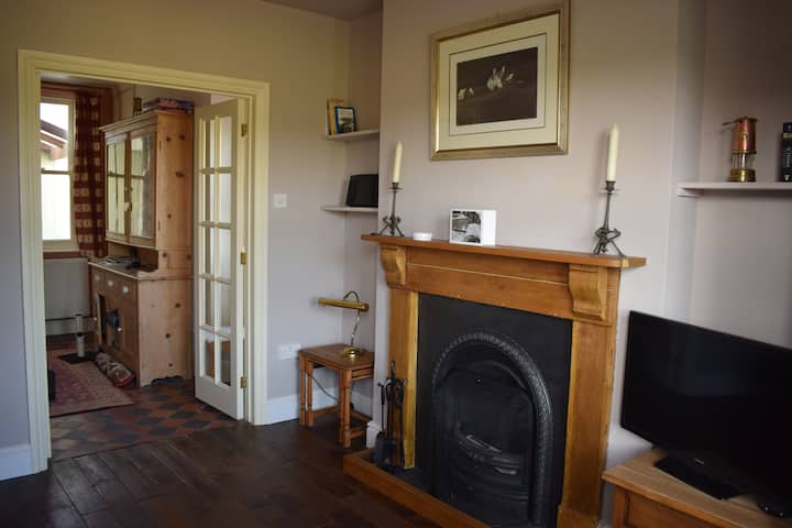 Late Deal: Character Cottage, Pembrokeshire Coast - Trefin