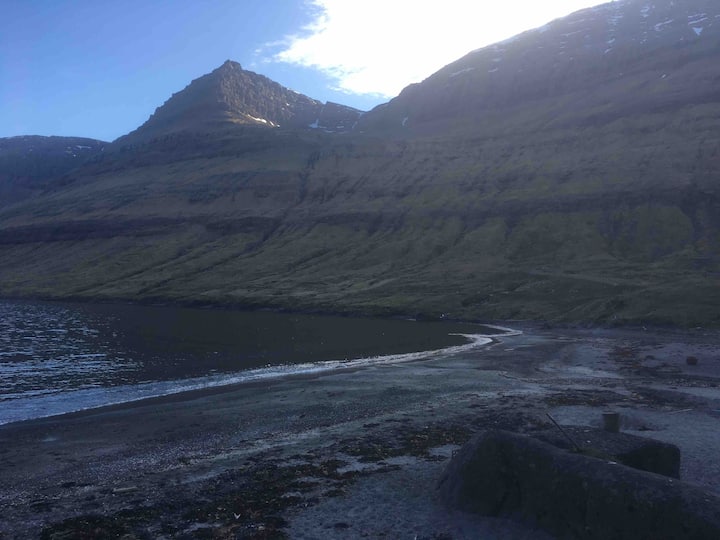 Dette Er Et Meget Populært Sted, Med Stille Og Ro - Faroe Islands