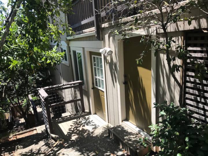 Updated Secluded In-law Space - Mill Valley