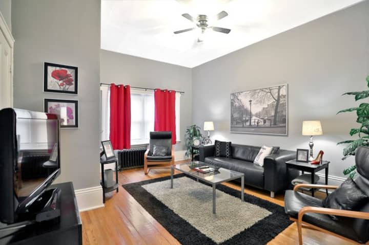 European-themed Suite In Great Downtown Location! - Brantford