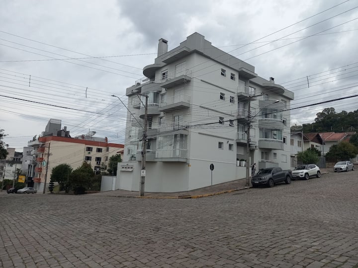 Apartamento Flores Da Cunha. - São Marcos