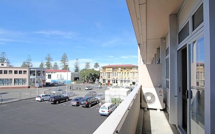 Barretts In The City - Napier, New Zealand