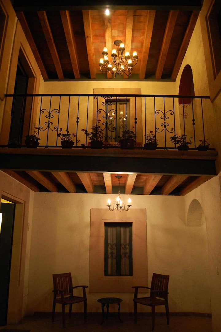 Apartment Within Colonial Morelia - Morelia