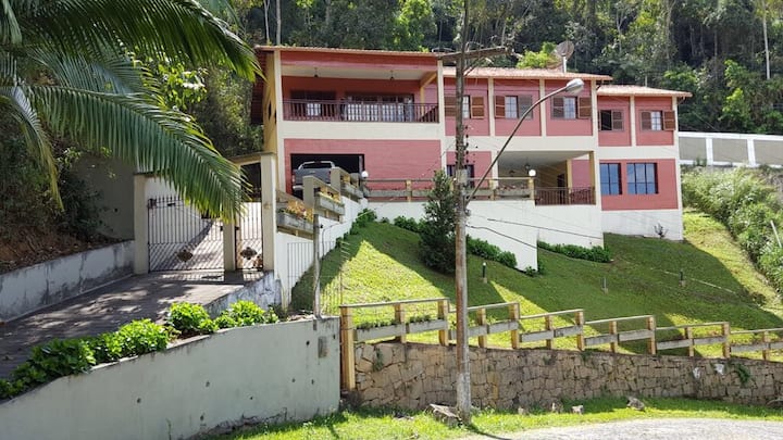 Comfortable House With Views In The City Center - Teresópolis