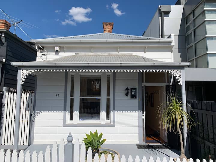 Period Cottage In St Kilda - セント・キルダ