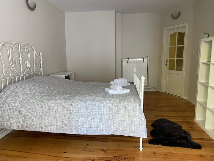 Spacious Room With A Garden And Parking Space - Meise