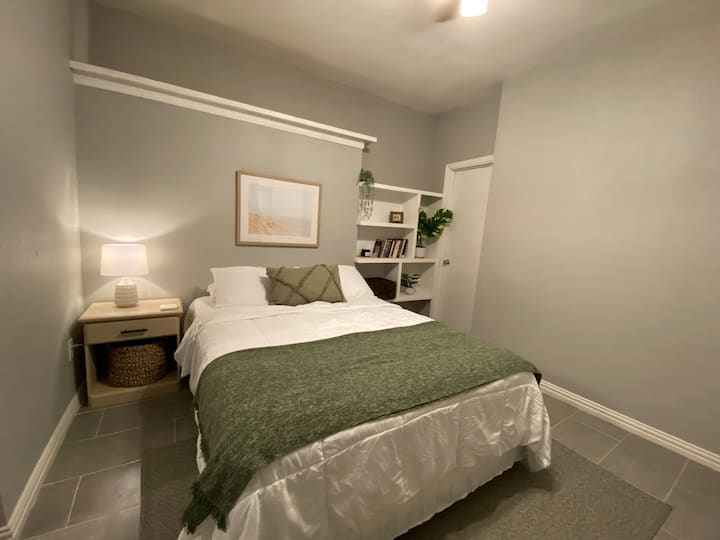 Precious 1 Bedroom Place 15 Mins From Bishop Arts - DeSoto, TX