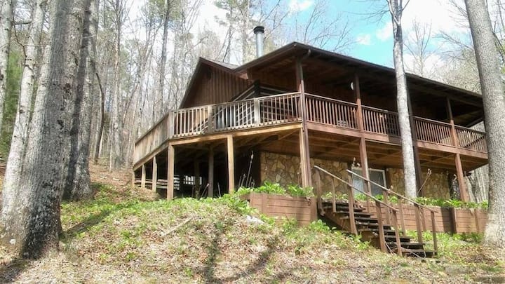 Stay At Nina's Cabin In Beautiful Blue Ridge, Ga "Gateway To The Smokeys" - Blue Ridge, GA