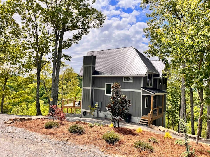 The Southern Comfort Getaway- New For 2023! - Silver Point, TN