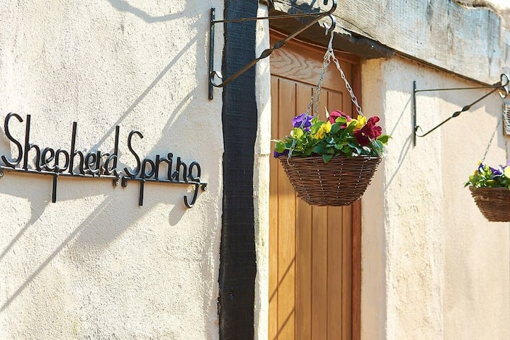 Shepherds Spring Maisonette - Fordingbridge