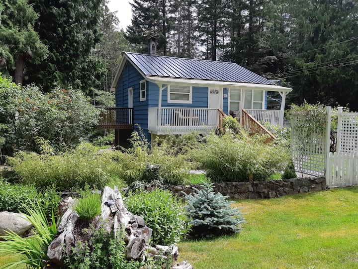 The Little Blue Cottage On Bargain Bay - Vancouver Island