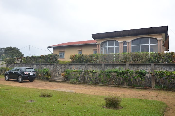 Villa «Les 3 Oisillons» Avec Vue Sur La Mer - Kamerun