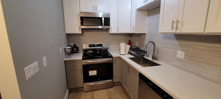 Renovated 2nd Floor 1 Bed/1 Bath In West Valley. - Cupertino, CA