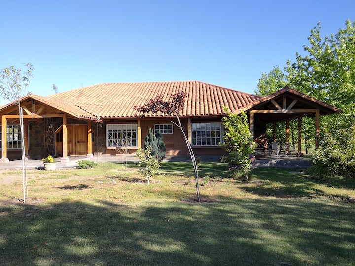 Casa De Campo, Tranquilidad Natural - Región de Maule, Chile