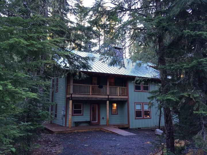 Hank's Ranch At Government Camp - Mount Hood, OR