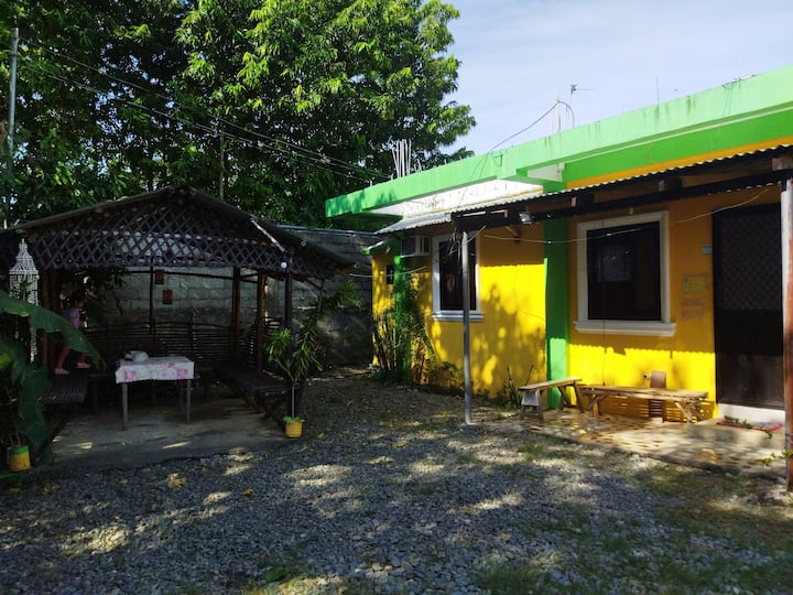 2 Bedroom House Near Hundred Island National Park - Alaminos de Pangasinán