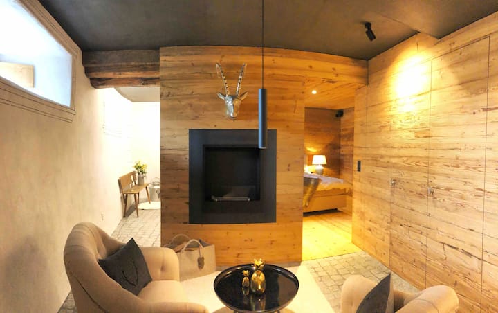 Capricorn Lounge
Lounge-zimmer Im Chalet Stil - Ardez