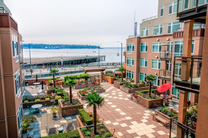 Seattle Luxury Waterfront Condo Con Balcón Y Aire Acondicionado - Renton
