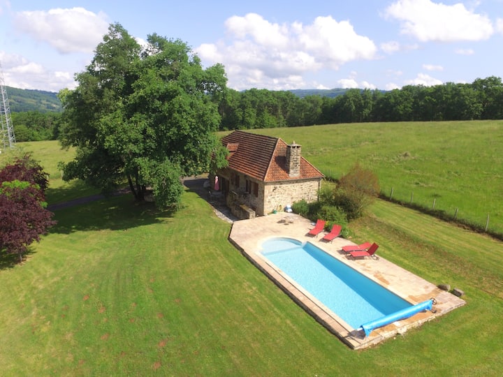 Peaceful Cottage With Private Heated Pool - Limousin