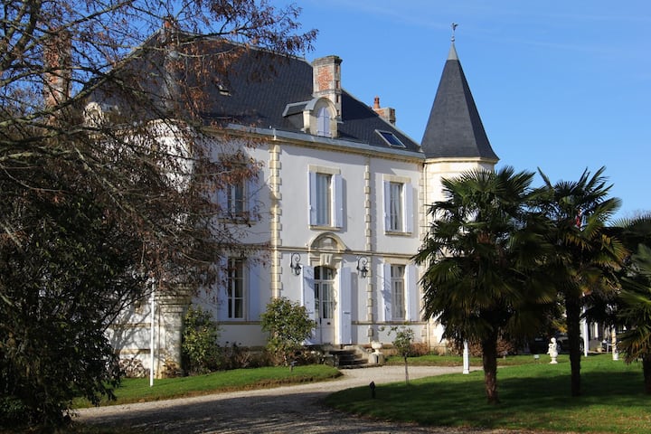 Dormez Au Château, Chambre Face Au Lac - Morcenx
