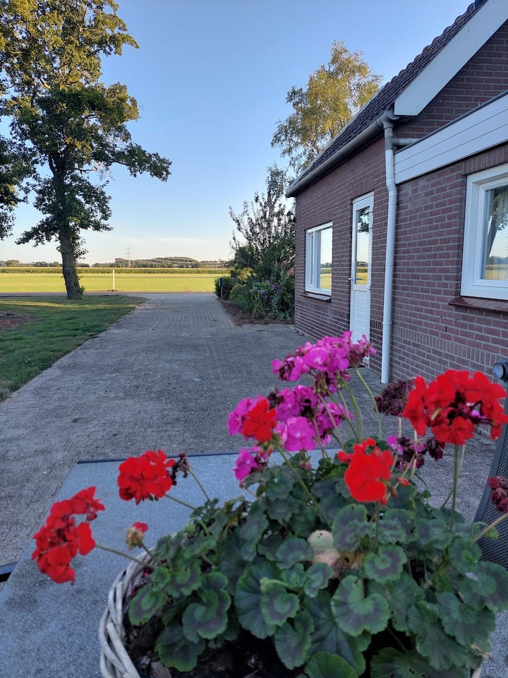 Leuk Huisje In Buitengebied Bij Boerderij. - Staphorst