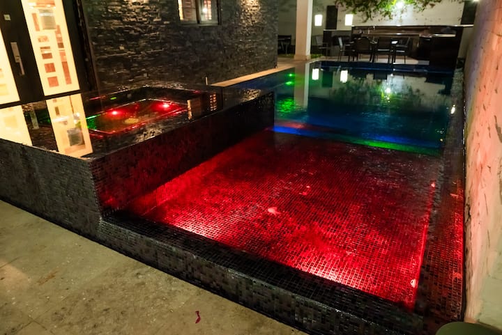 Modern Home Best Location W/heated Pool - Hermosillo