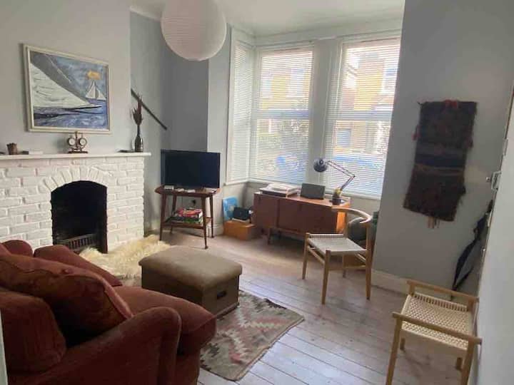 Lovely Victorian 1 Bedroom Private Flat In London - Leyton