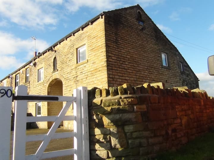 Rustic Self-catering Barn - Families & Couples - Huddersfield
