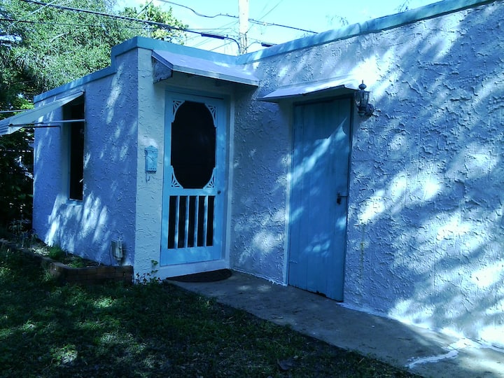 Cottage Room - Fort Lauderdale