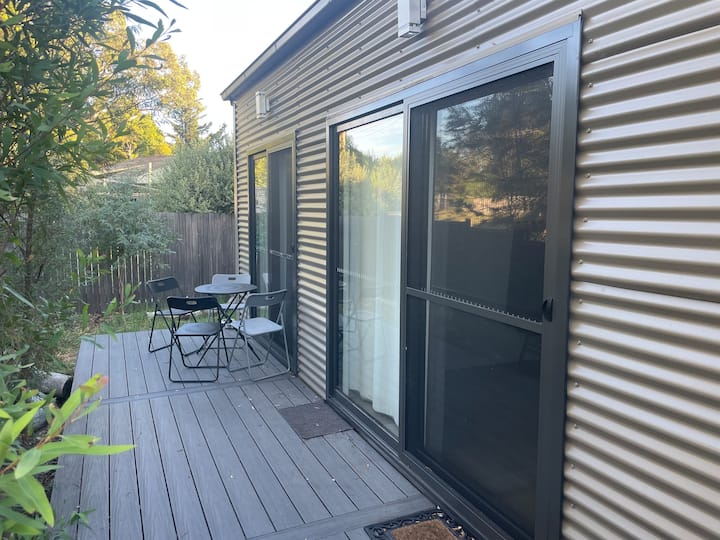 Private Two Bed Guesthouse, Stirling - Canberra
