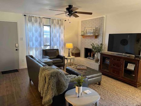 Lubbock, TX Short Term and Weekly Rentals cozycozy