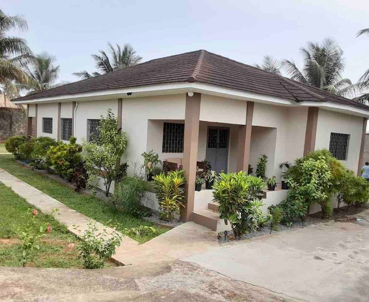 Cheerful 2-bedroom Luxury Home With Gazebo - Liberia