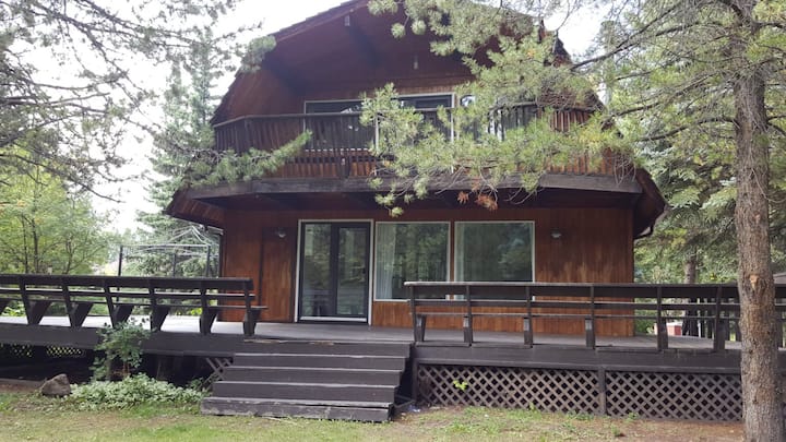 Serenity And Nature, Just Minutes From Edmonton - Spruce Grove