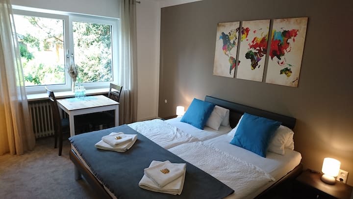 Cozy Room & Bath At The River Close To Train [G23] - Wolfratshausen