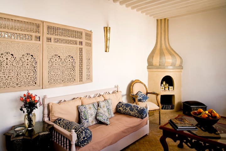 Prachtige Royale En Licht Gevulde Riad In Toplocatie - Essaouira