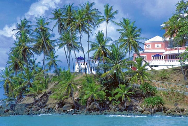 Blue Haven Hotel - Oceanfront Deluxe Room - Tobago