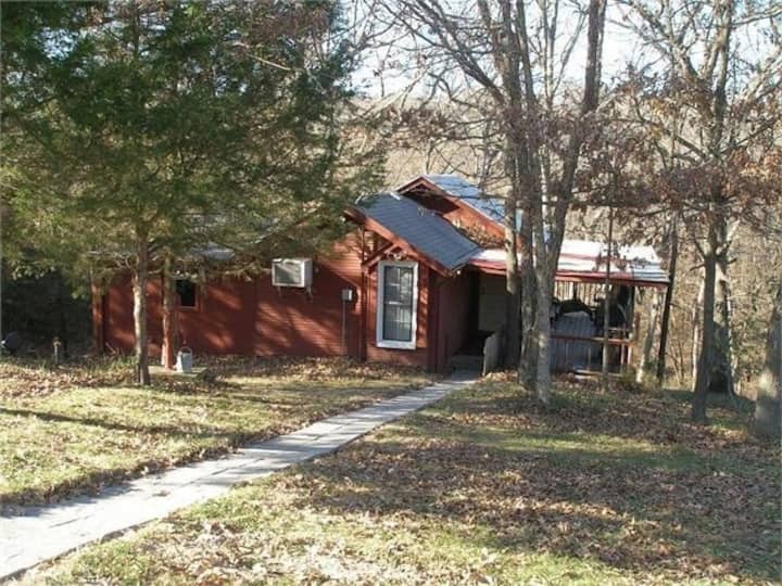 Cabin In The Woods/secluded Peaceful Setting - Bloomfield, IA