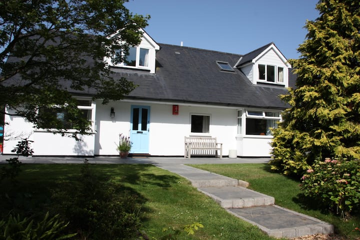 Peaceful Home With Cabin Near Coast And Forest - Milford on Sea