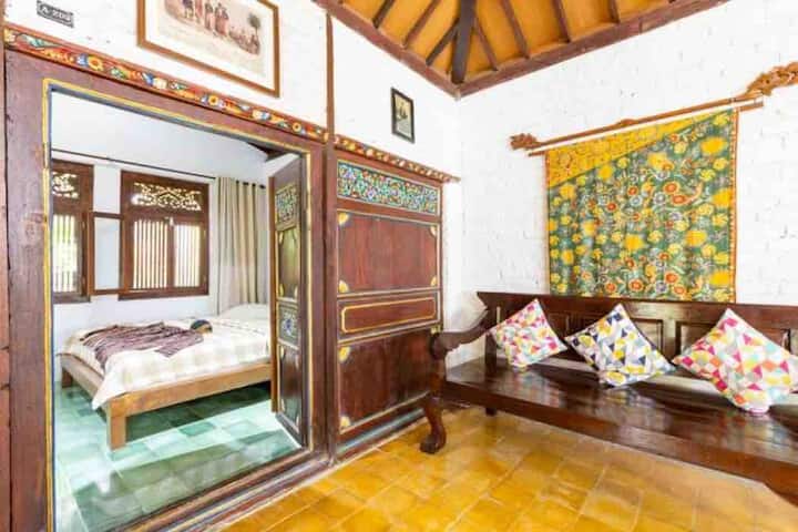 Vintage Room (2) In Joglo House By @Penggemarlawas - Bogor