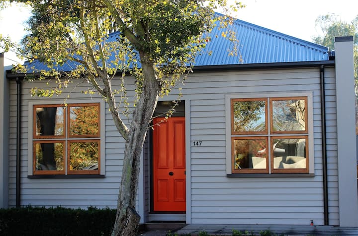 Entwhistle Cottage  - Central City - Christchurch